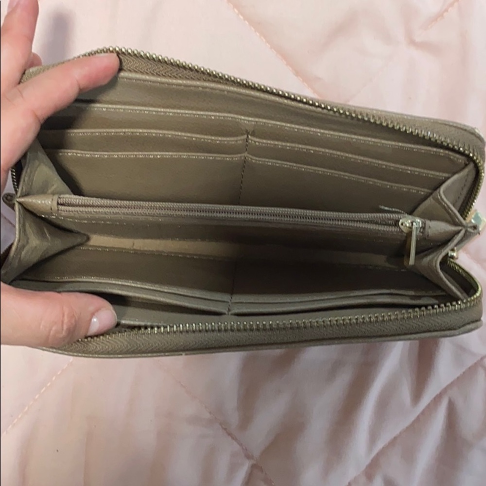 Wallet - Picture 2 of 2